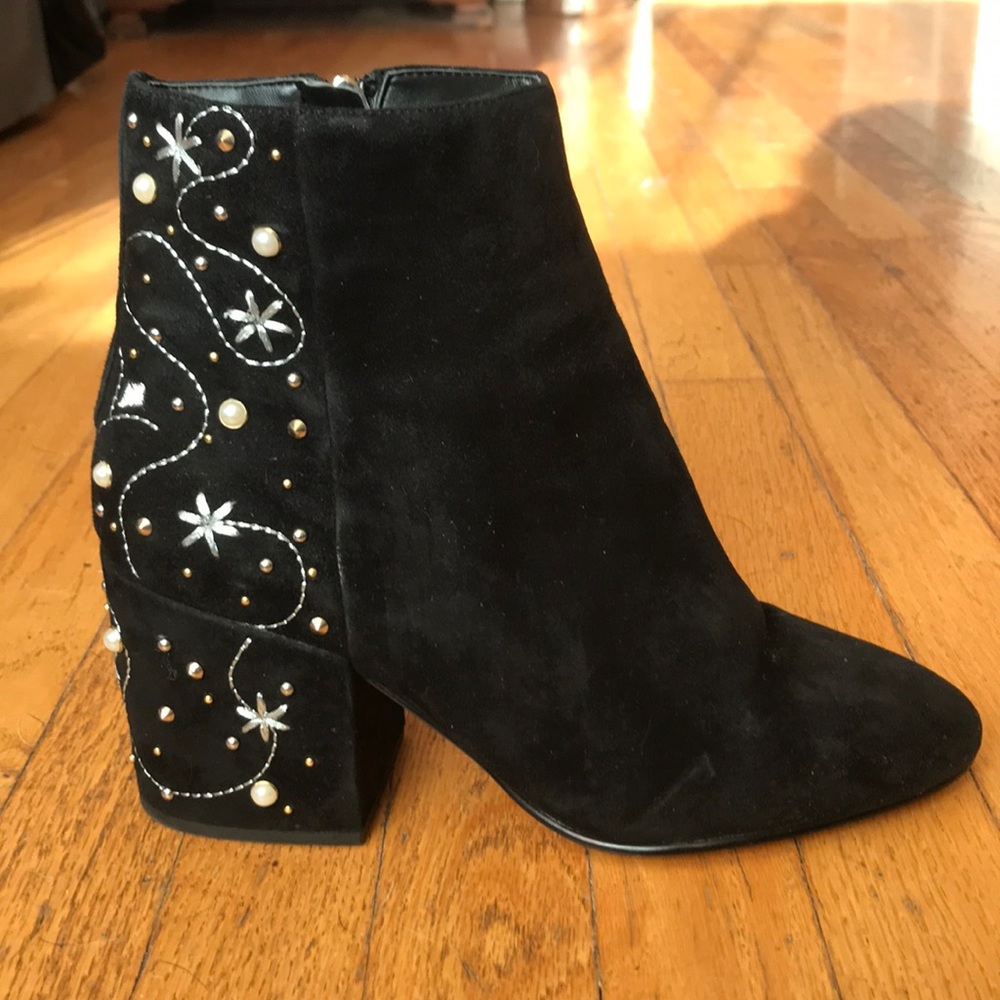 Healed booties
